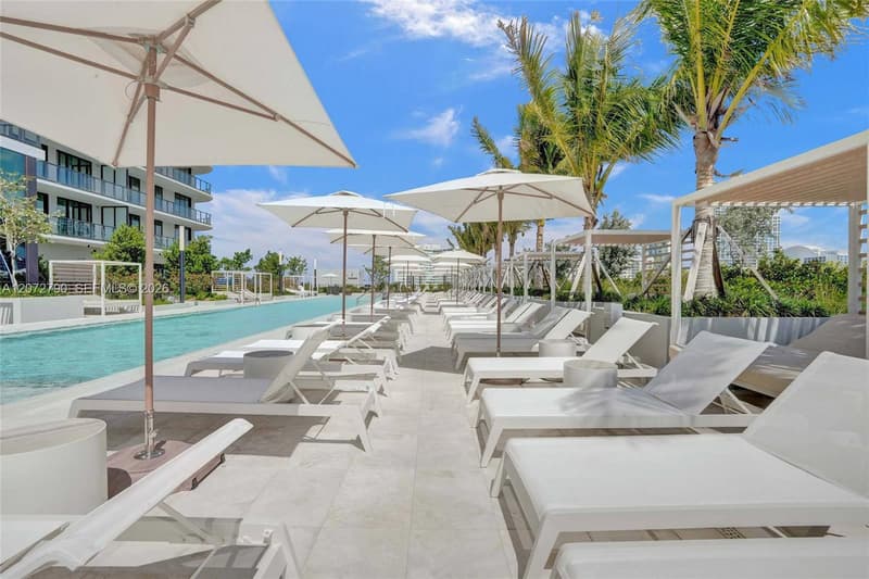 580 72nd St #1012, Miami Beach, 33141