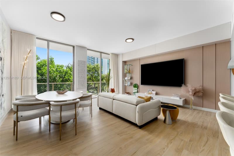 2678 Tigertail Ave #302, Miami, 33133