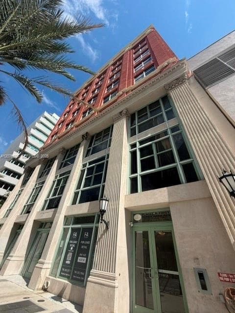 111 Flagler St #406, Miami, 33131