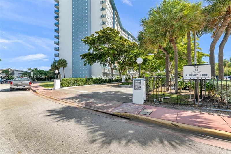7441 Wayne #15I, Miami Beach, 33141