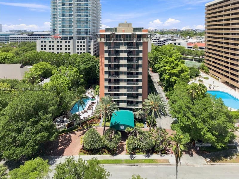 2951 Bayshore Dr #305, Miami, 33133