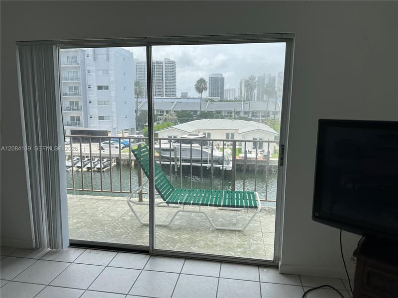 3665 167th St #307, North Miami Beach, 33160
