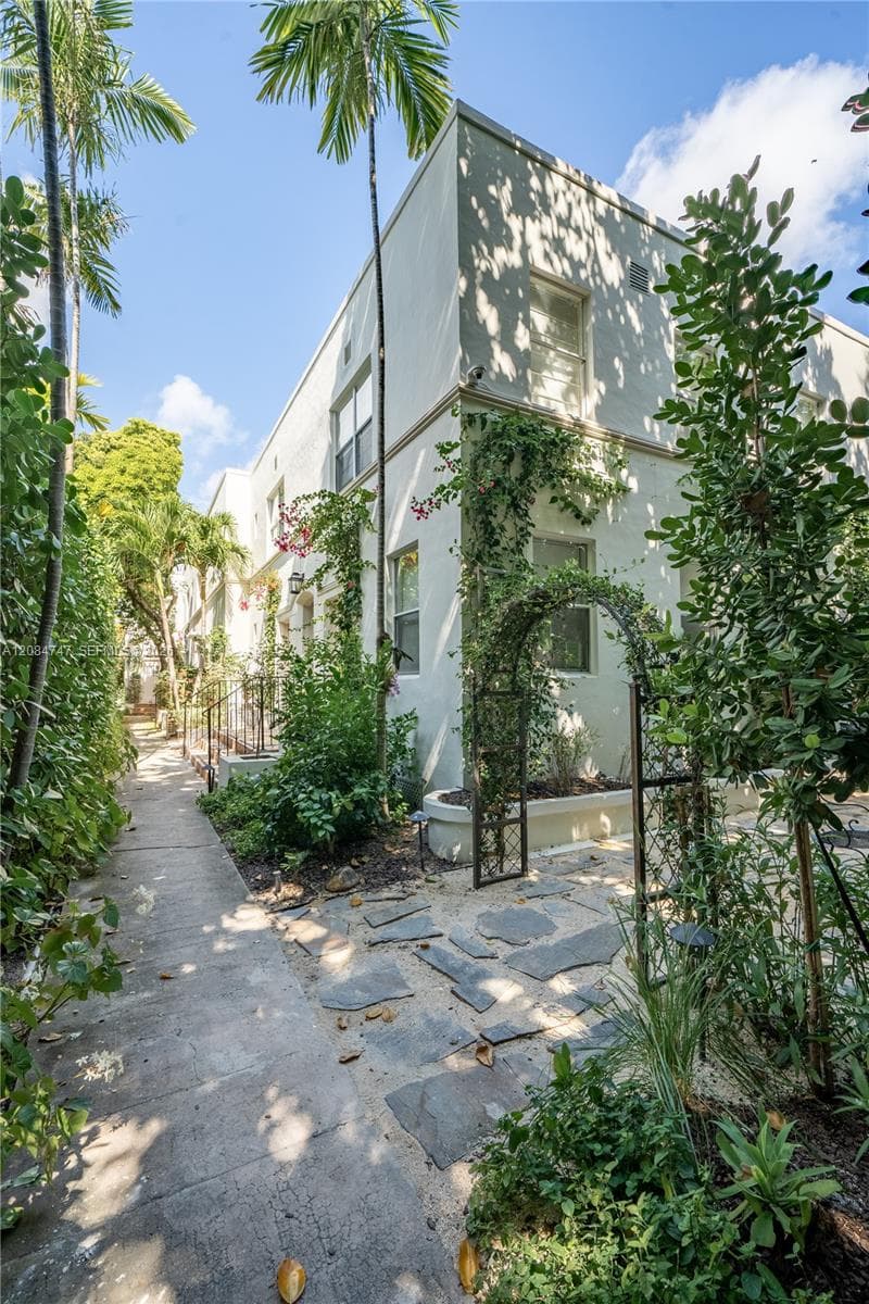 726 Meridian Ave #2, Miami Beach, 33139