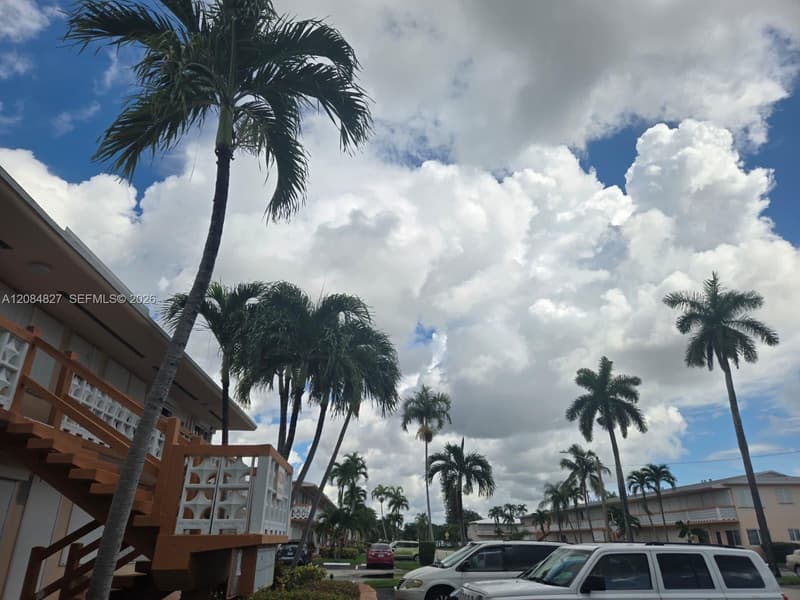 900 11th Ave #7C, Hallandale Beach, 33009
