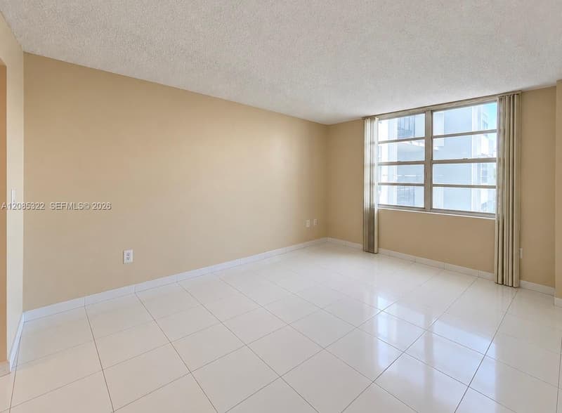 2750 183rd St #601, Aventura, 33160