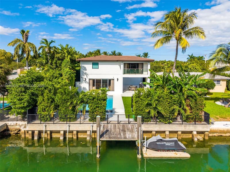 710 Shore Dr, Miami Beach, 33141