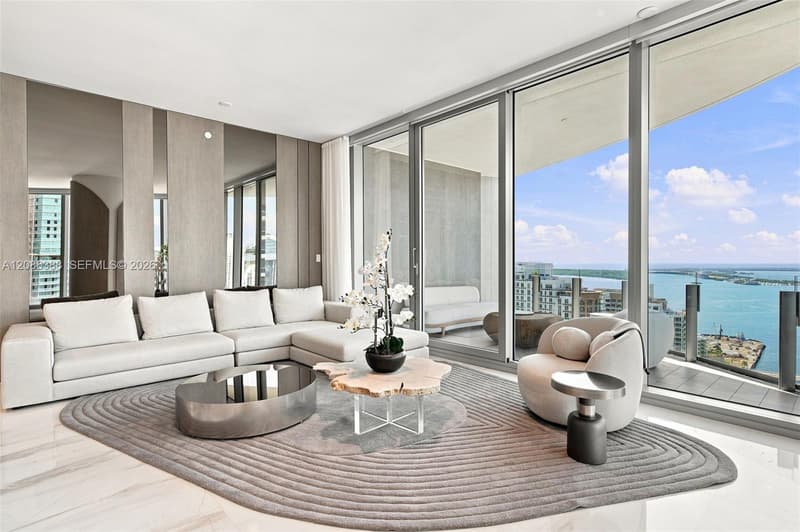 300 Biscayne Blvd Way #3807, Miami, 33131