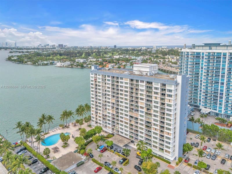 1865 79th St Cswy #11F, North Bay Village, 33141