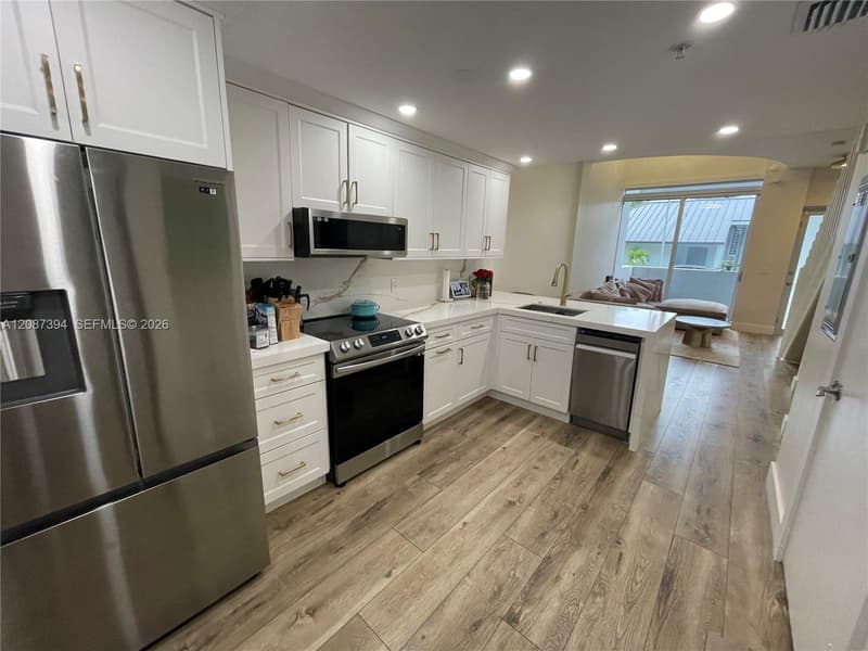 3339 Virginia St #141, Miami, 33133