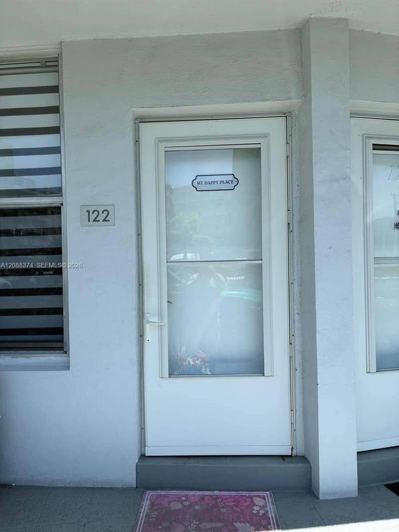 3177 Ocean Dr #122, Hallandale Beach, 33009