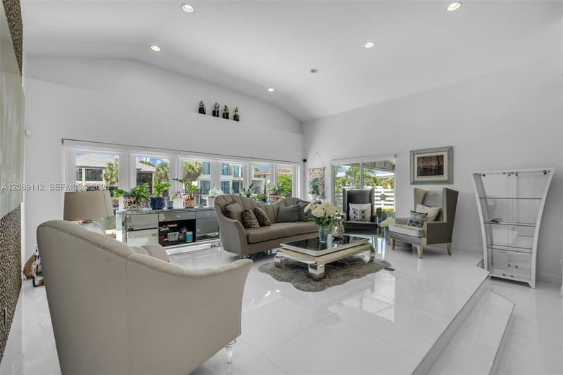 3364 167th St, North Miami Beach, 33160