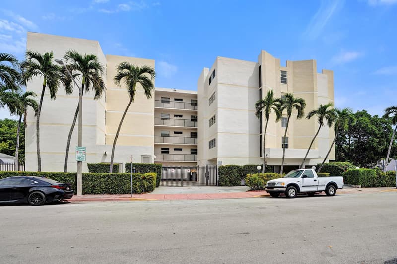 7601 Byron Avenue #3C, Miami Beach, 33141
