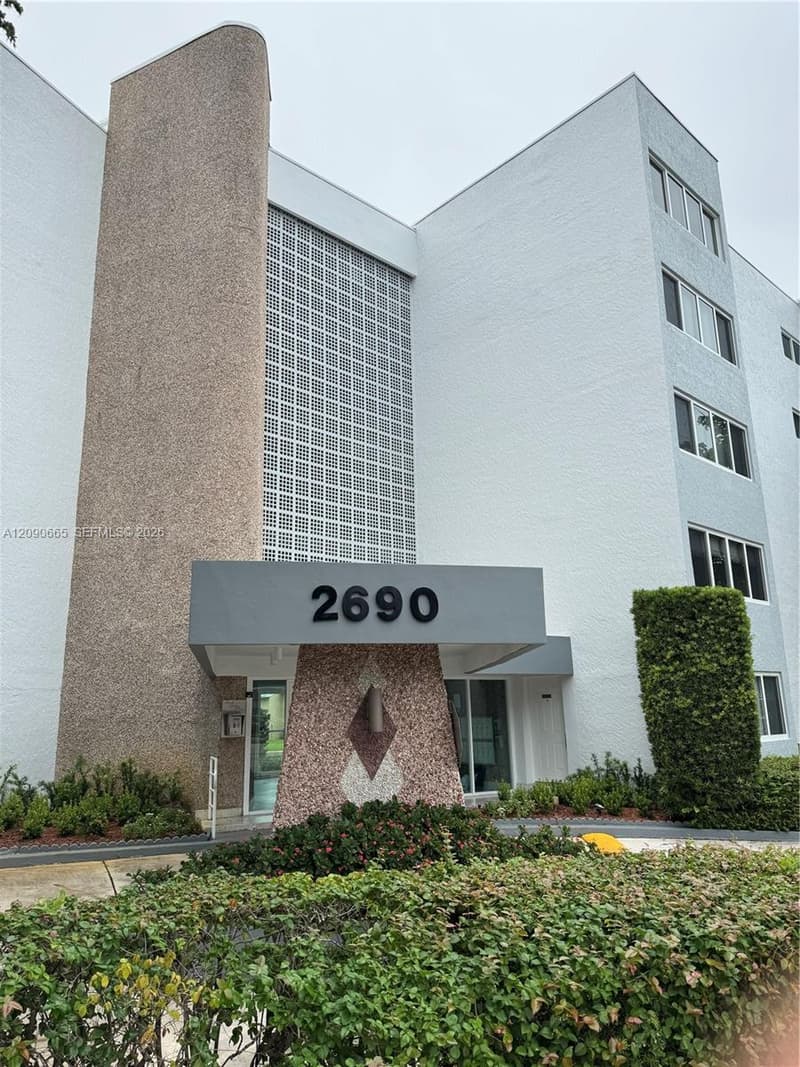 2690 22nd Ave #504, Miami, 33133