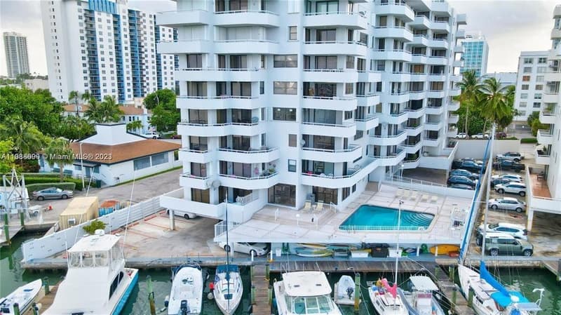 6830 INDIAN CREEK Drive #5D, Miami Beach, 33141