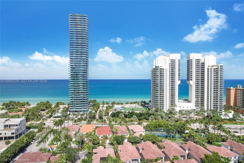 19443 40th Ct, Sunny Isles Beach, 33160