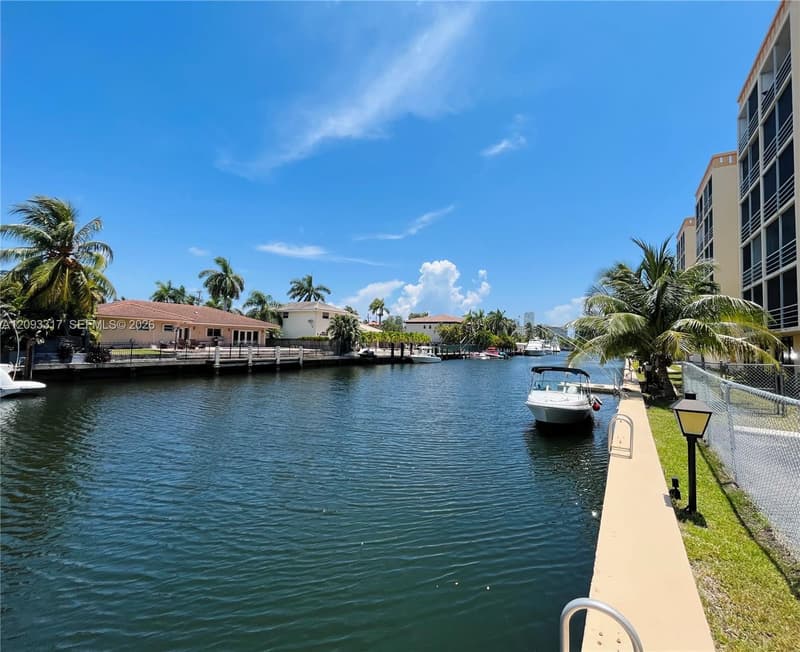 2935 163rd St #5P, North Miami Beach, 33160