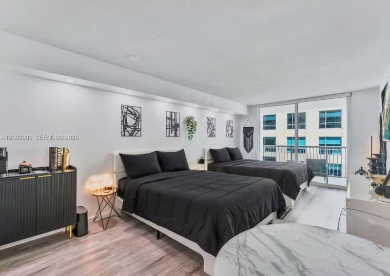1200 Brickell Bay Dr #2610, Miami, 33131