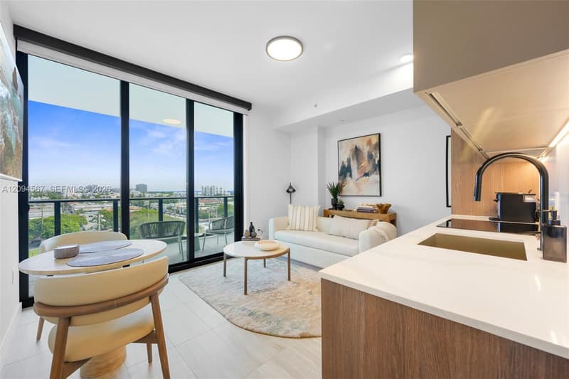580 72nd St #611, Miami Beach, 33141