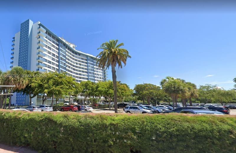 7441 Wayne Ave #8Q, Miami Beach, 33141