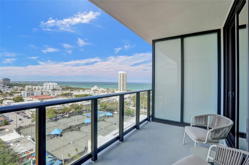 580 72nd St #905, Miami Beach, 33141