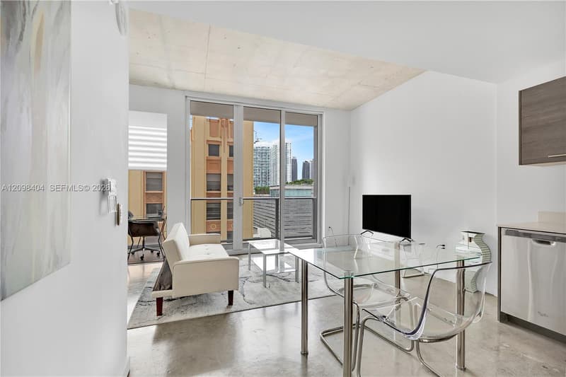 151 1st St #1107, Miami, 33131