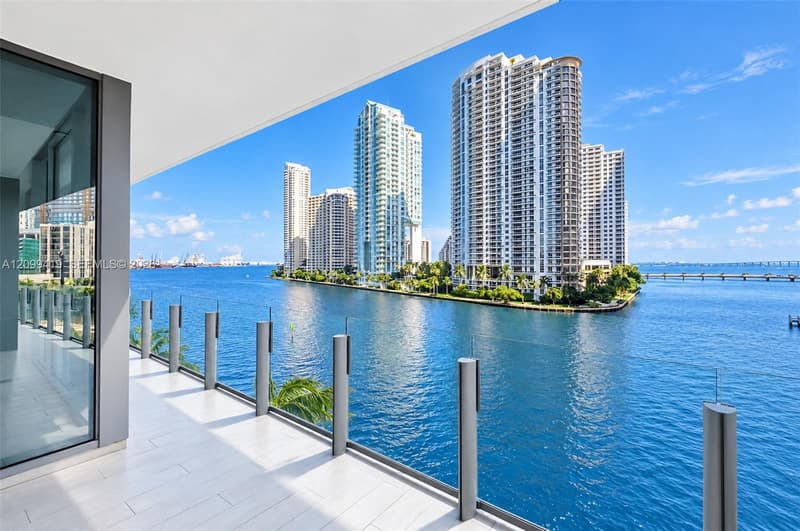 300 Biscayne Boulevard Way #503C, Miami, 33131