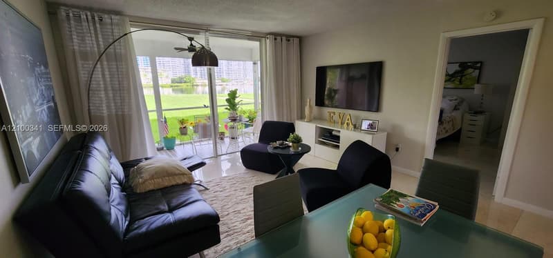 Aventura, 33160
