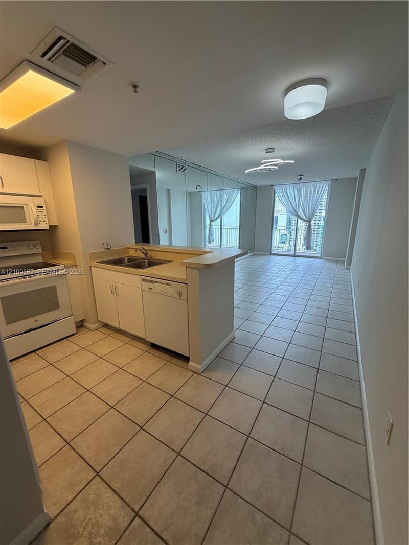 185 14th Ter #2512, Miami, 33131