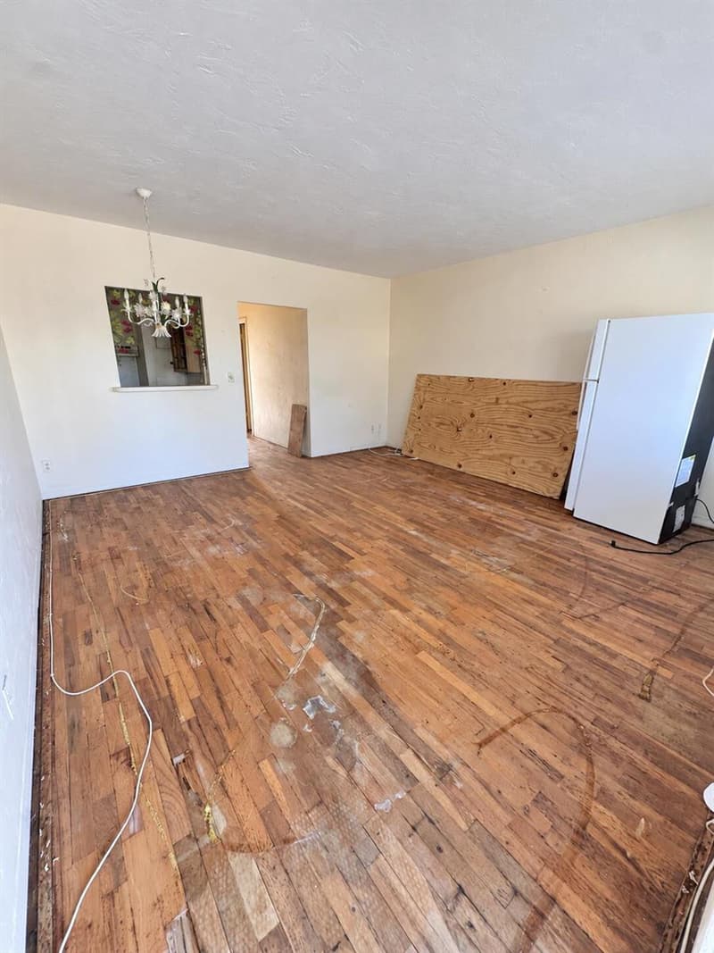 600 LAYNE Boulevard #211, Hallandale Beach, 33009