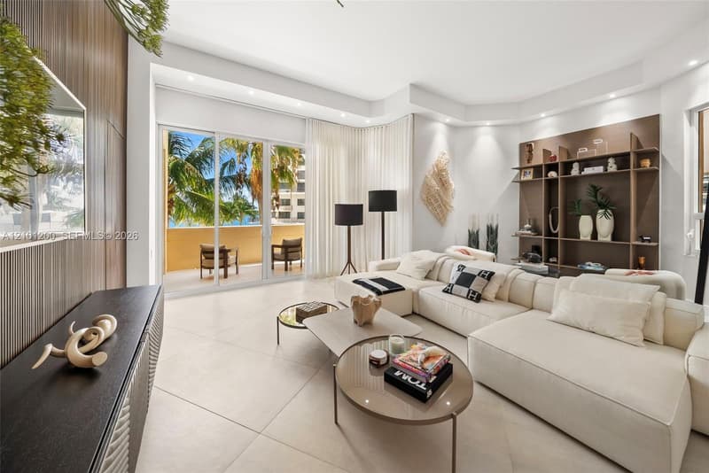 808 Brickell Key Dr #408, Miami, 33131