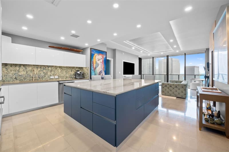 88 7th St #3107, Miami, 33130