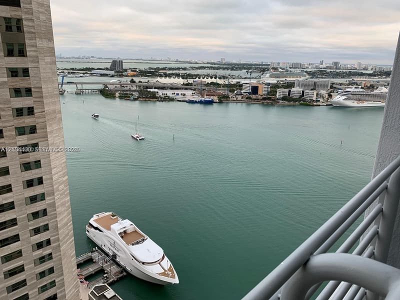 335 Biscayne Blvd #3406, Miami, 33131