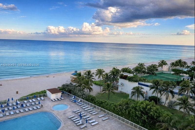 19201 Collins Ave #707, Sunny Isles Beach, 33160