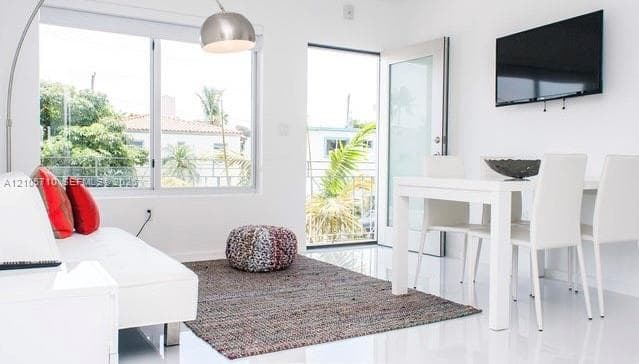 801 15th St #208, Miami Beach, 33139