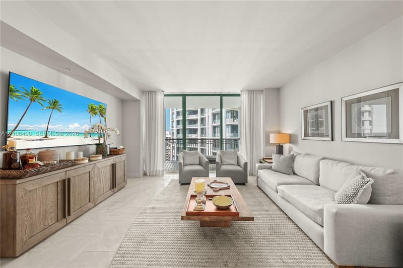 3400 27th Ave #1804, Miami, 33133