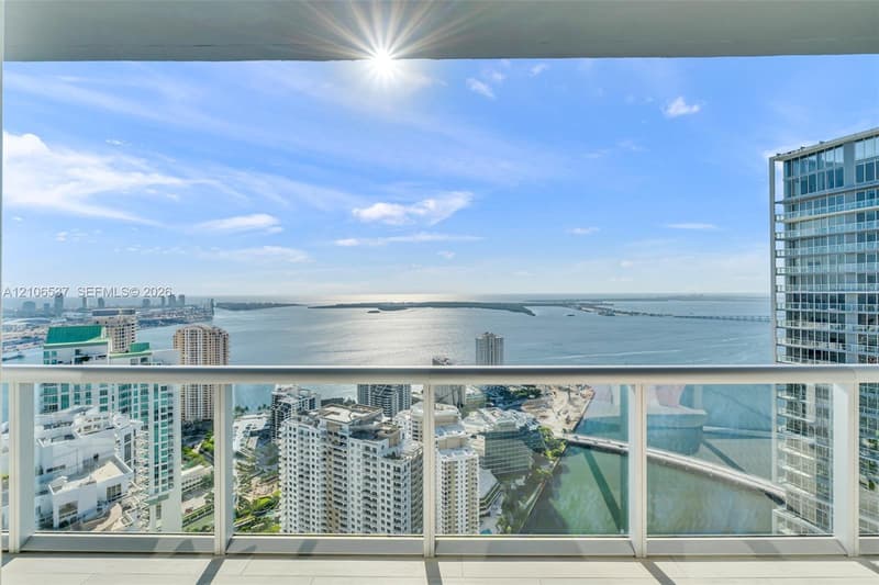 465 Brickell Ave #5203, Miami, 33131