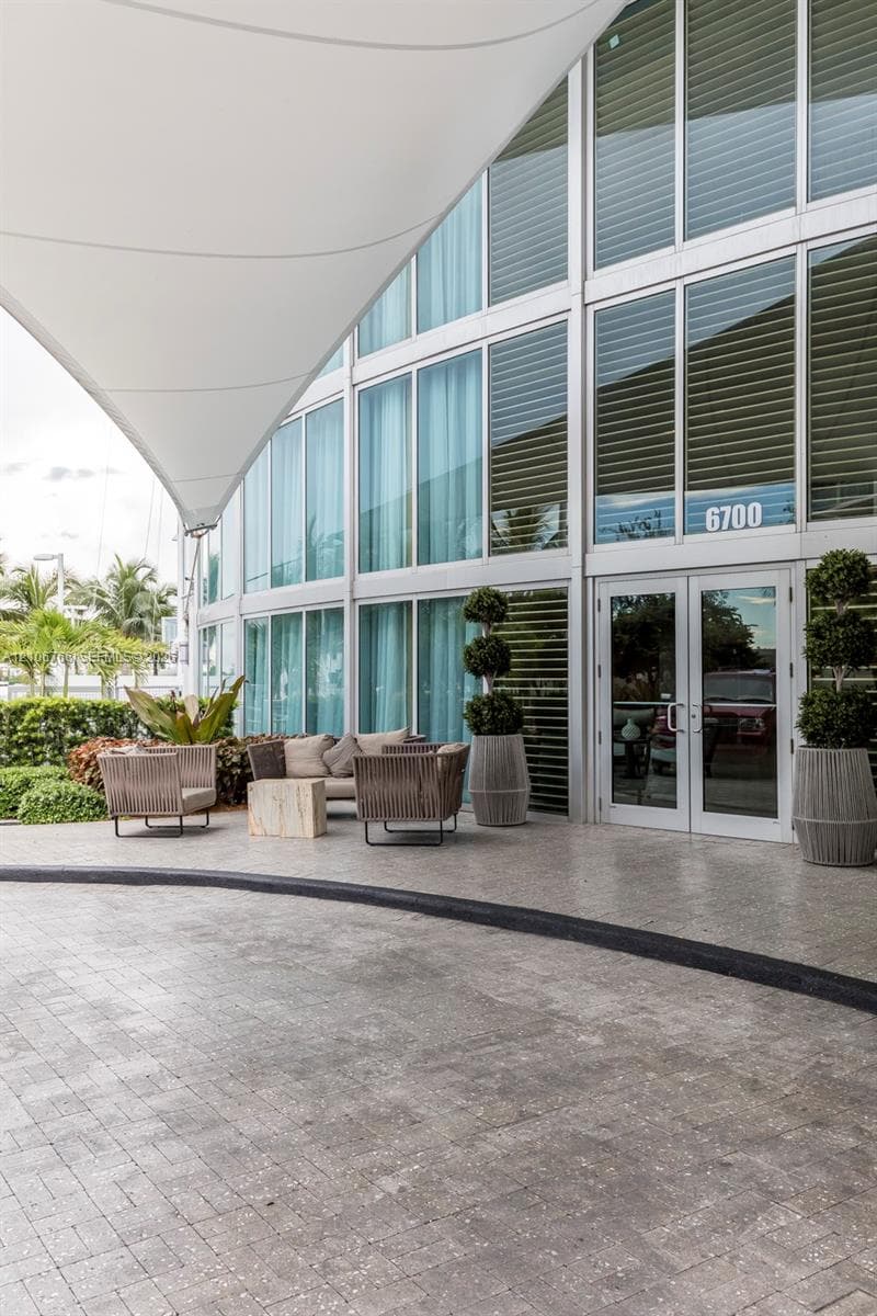 6700 Indian Creek Dr #607, Miami Beach, 33141