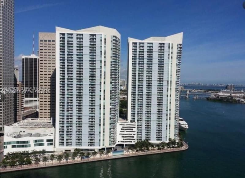 325 Biscayne Blvd #1116, Miami, 33131