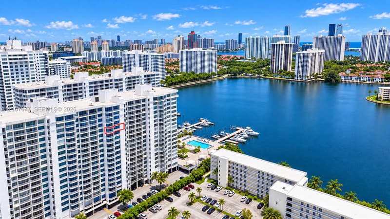 18031 Biscayne Blvd #1803, Aventura, 33160