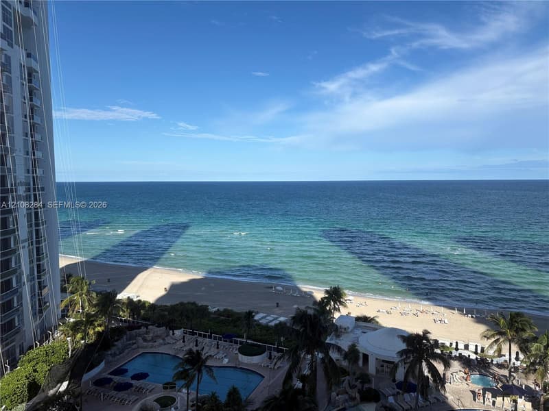 18001 Collins Ave #908, Sunny Isles Beach, 33160