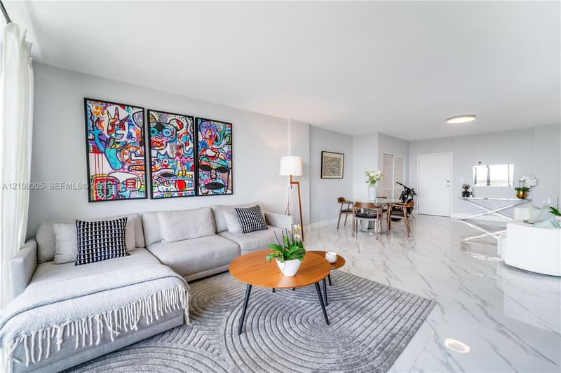 90 Edgewater Dr #1119, Coral Gables, 33133