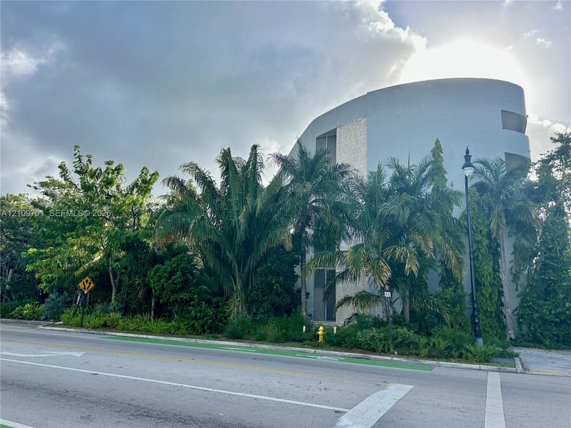 2694 Inagua Ave #405, Miami, 33133