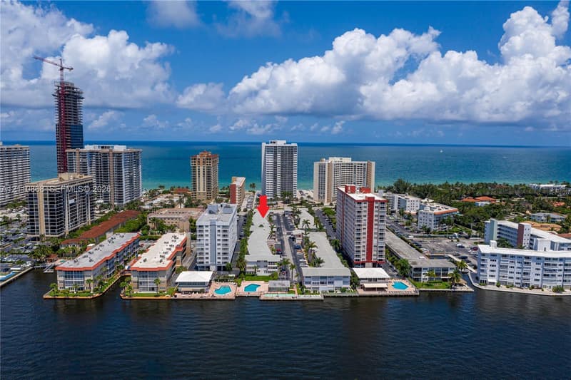 3121 Ocean Dr #209, Hallandale Beach, 33009