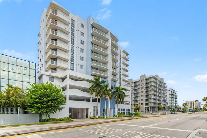 2600 27th Ave #702, Miami, 33133