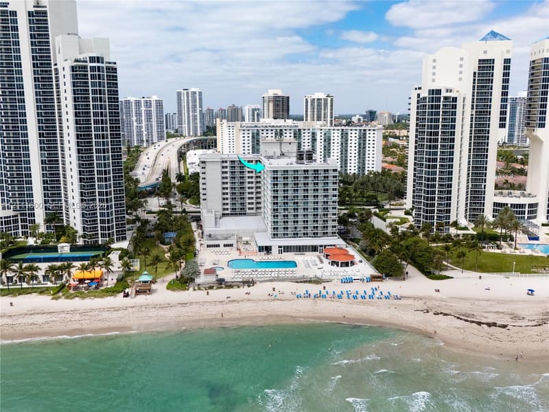 19201 Collins Ave #1109, Sunny Isles Beach, 33160