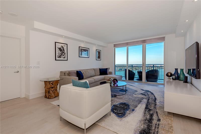 90 Alton Rd #2410, Miami Beach, 33139
