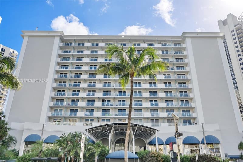 19201 Collins Ave #518, Sunny Isles Beach, 33160