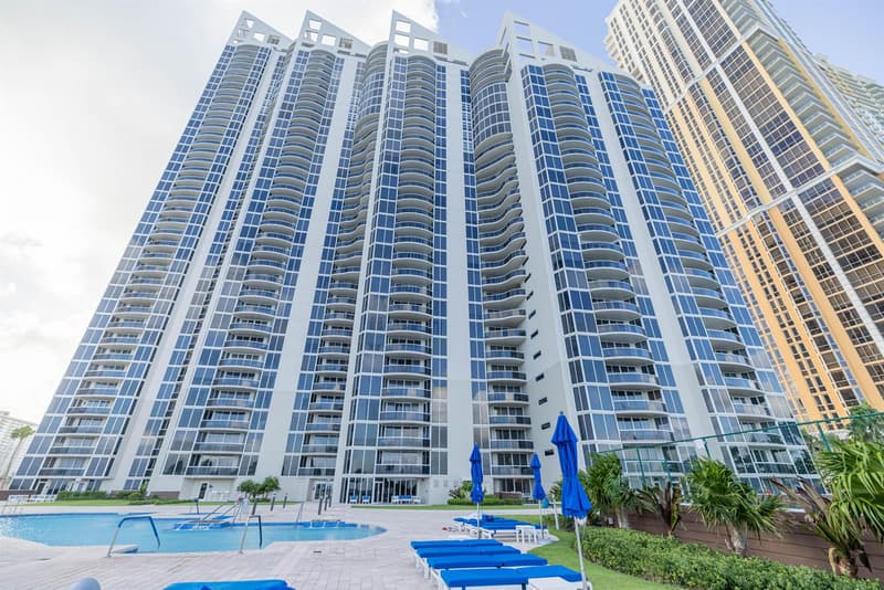 17555 COLLINS Avenue #2305, Sunny Isles Beach, 33160