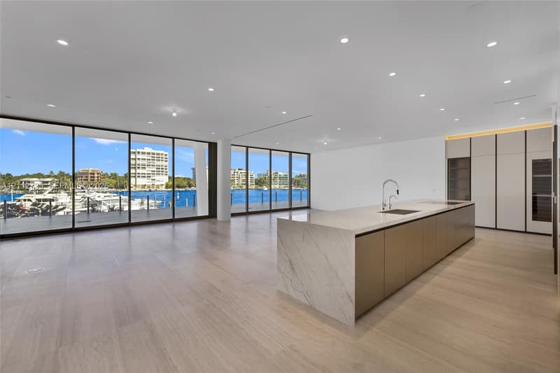 5 Grove Isle Drive #S203, Coconut Grove, 33133