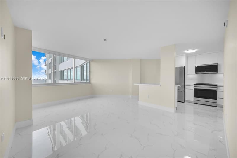 7135 Collins Ave #1632, Miami Beach, 33141